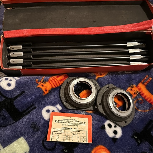 Vintage Leica Camera Accessories - Picture 4 of 6